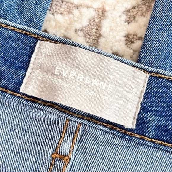 Everlane The High Rise Skinny Ankle Distressed Jean - Picture 11 of 12